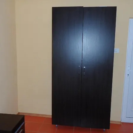 بيت ضيافة Vilele Brise De