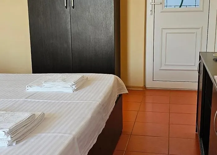 Vilele Brise De بيت ضيافة